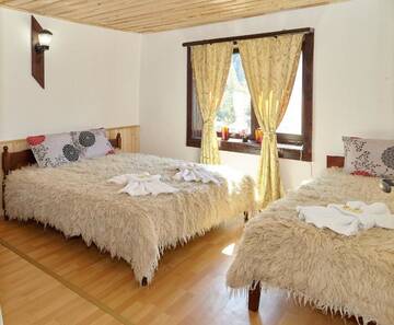 Фото номера Семейный двухместный номер с 1 кроватью Гостевой дом Guesthouse Vazrozhdenski kashti г. Manastir 3