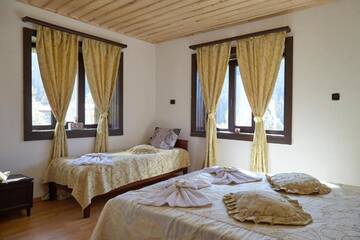 Фото номера Семейный двухместный номер с 1 кроватью Гостевой дом Guesthouse Vazrozhdenski kashti г. Manastir 6