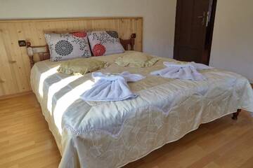 Фото номера Семейный двухместный номер с 1 кроватью Гостевой дом Guesthouse Vazrozhdenski kashti г. Manastir 11